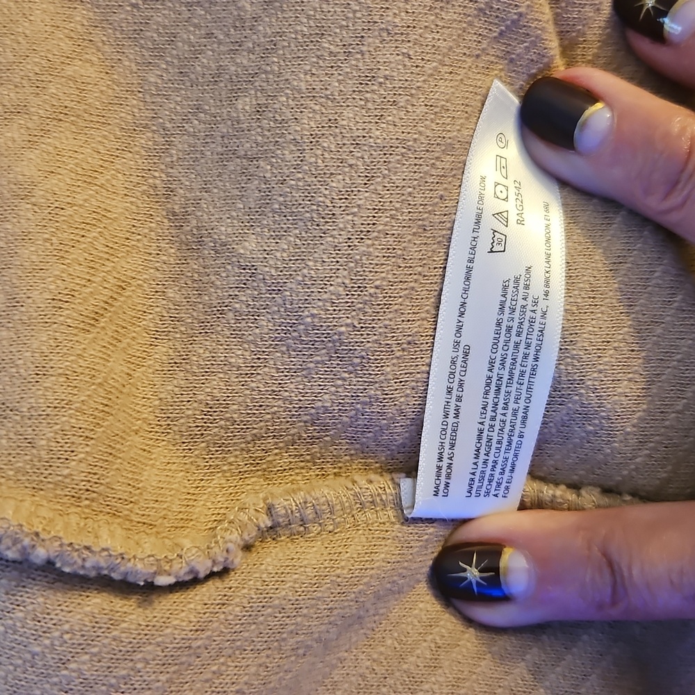 Free People Amazing Soft Sweater Jacket Pockets ! - Picture 9 of 9